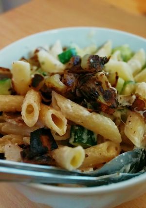 A picture of Cucumber Yoghurt pasta.