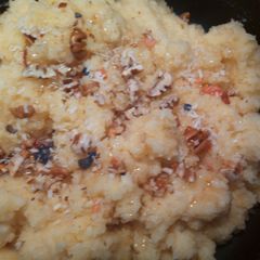 A picture of Sojee (semolina).