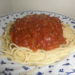 A picture of Spaghetti with Meat Sauce.