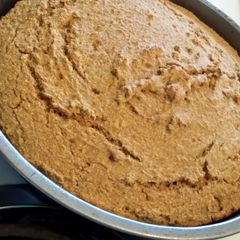 A picture of low calorie corn bread.