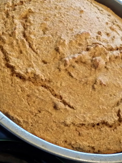 A picture of low calorie corn bread.