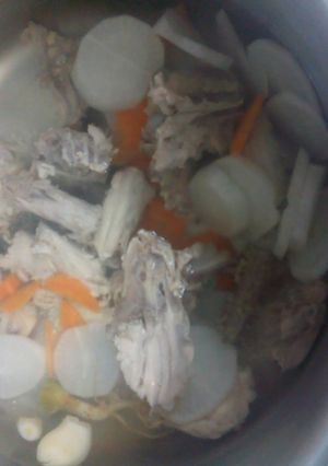 A picture of Chicken stock..