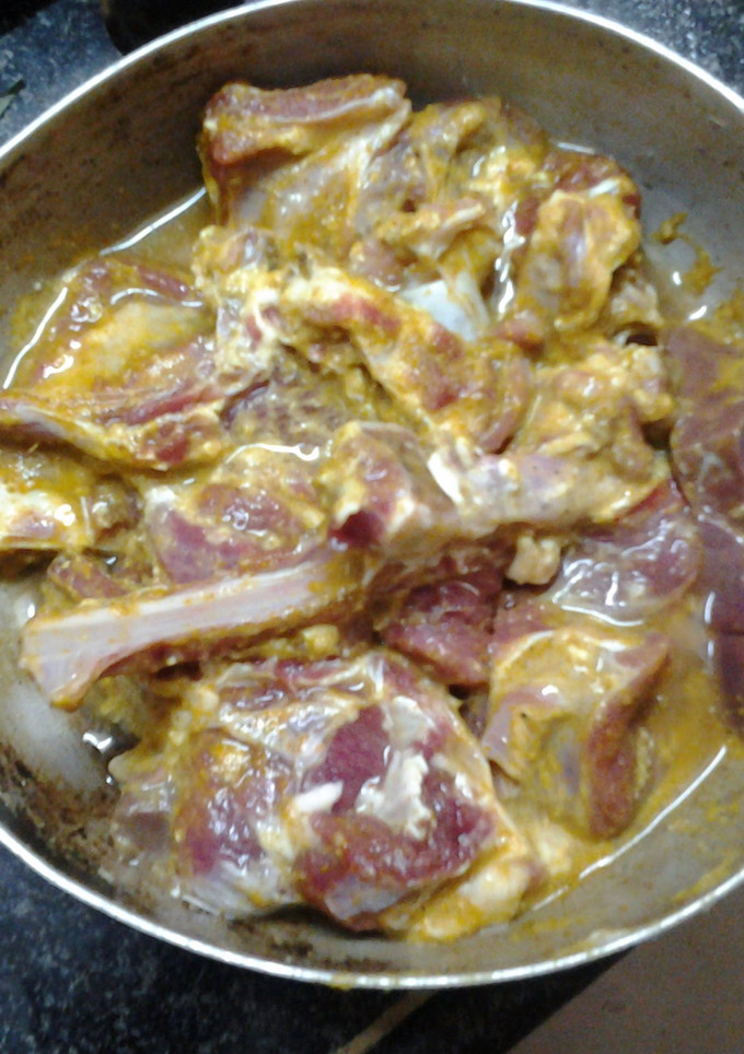 A picture of Mutton Dahi Wala.