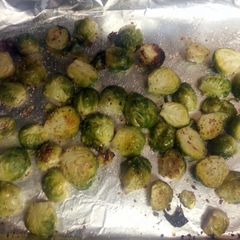 A picture of roasted Brussel sprouts.