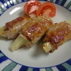 A picture of Great in Bentos! Potatoes Rolled in Pork.
