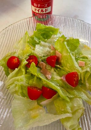 超簡單凱撒沙拉🥗                               かんたんシーザーサラダ🥗 的食譜成品照片