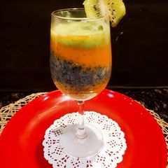 A picture of Orange Kiwi Smoothie.