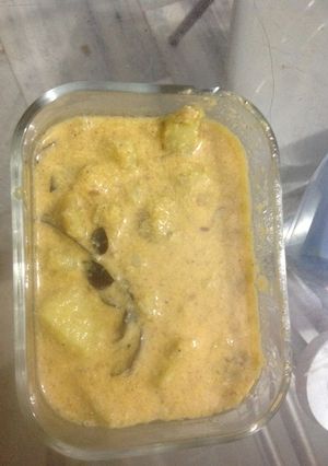 A picture of Chembu piralan.