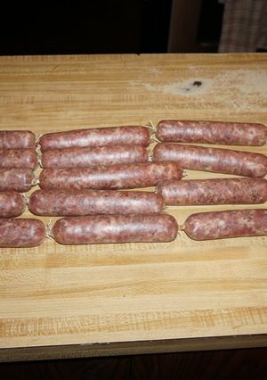 Una foto de BRATWURST, LONGANIZAS ALEMANAS. JON STYLE