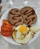 Bữa sáng: Bánh mì pate ốp la cho ngày vội vã