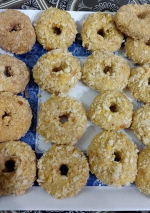 A picture of Chicken potato donuts.