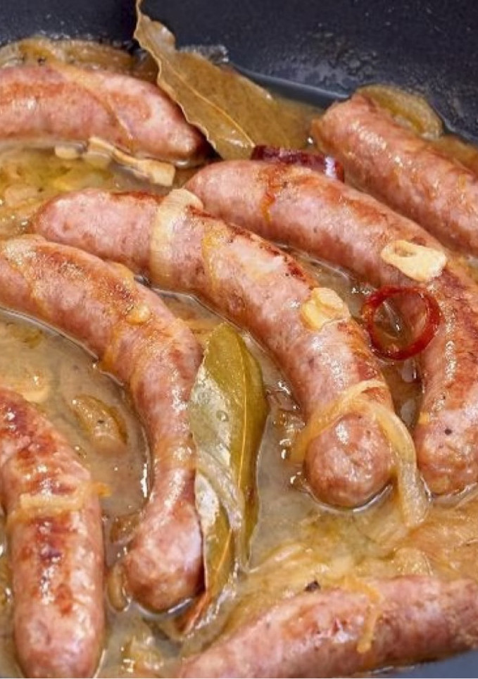 Una foto de Salchichas al vino