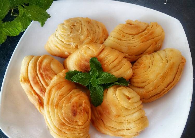 Karipap Pusing