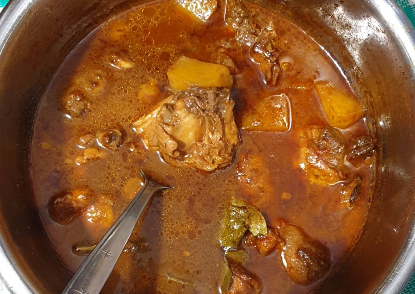 Semur Ayam Kentang