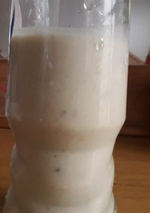 A picture of Fruits Yoghurt shake.