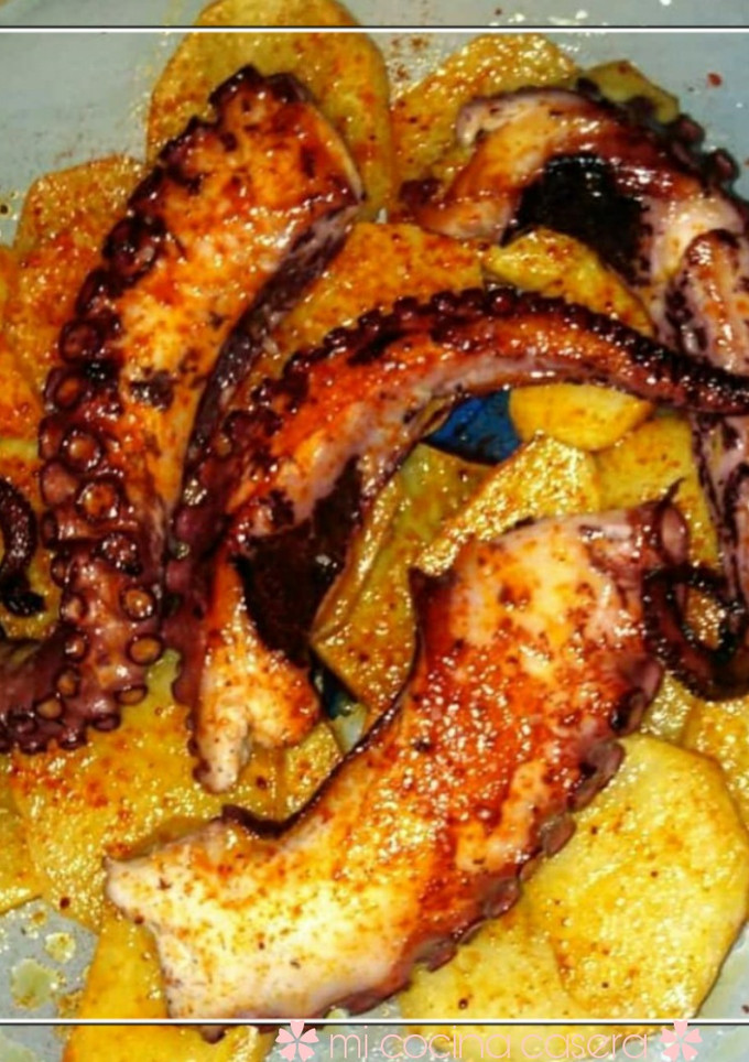 Una foto de Pulpo a la brasa con pimentón dulce