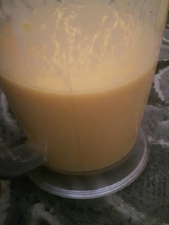 A picture of Mango and milk#author marathon.