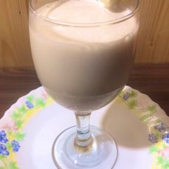 A picture of Banana Cinnamon Smoothie.