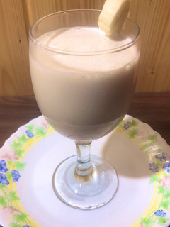 A picture of Banana Cinnamon Smoothie.