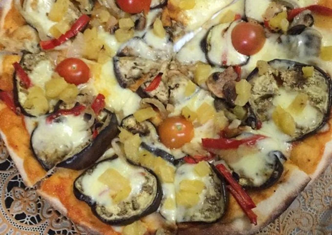 Pizza vegetariana de berenjenas
