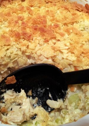 A picture of Holy moly Chicken Casserole.