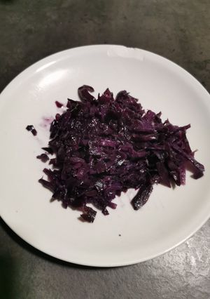 Dinsztelt vörös káposzta recept fotója