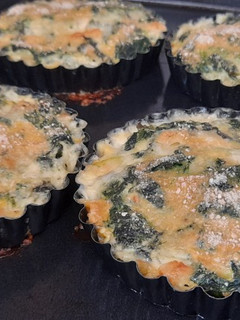 Una foto de Budín de espinaca y Queso de campo