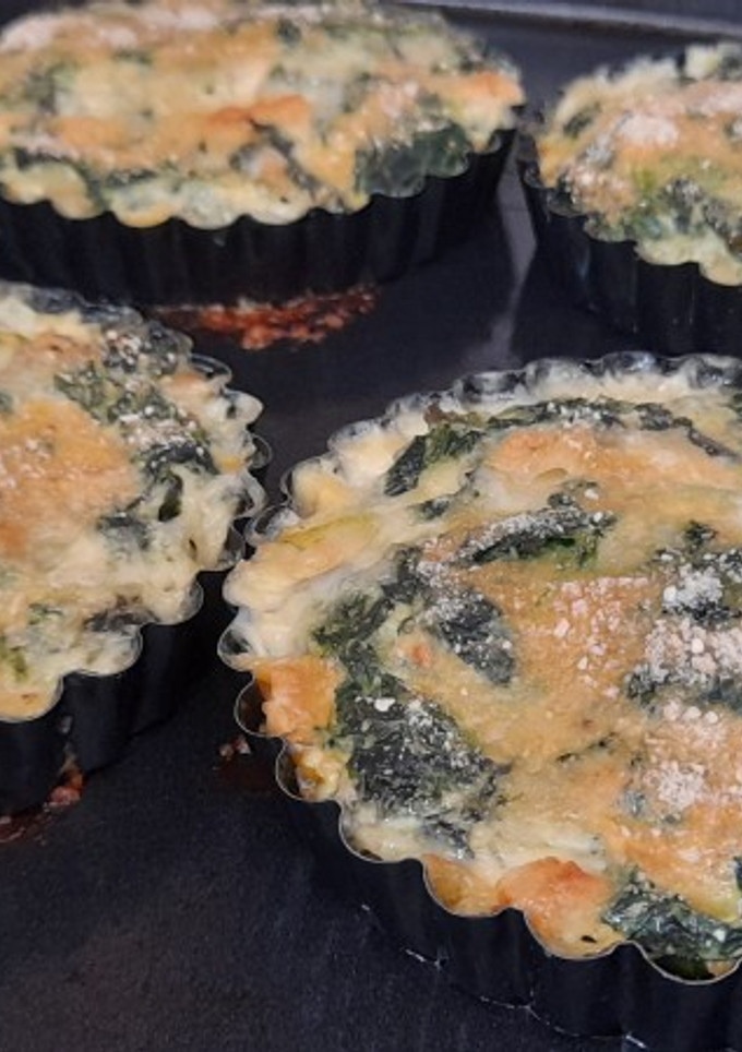 Una foto de Budín de espinaca y Queso de campo
