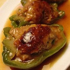 A picture of Creamy Meat-Stuffed Green Peppers.