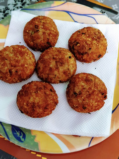 A picture of Crispy cutlets recipe with leftover rice and bread crumbs.