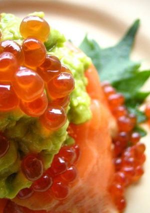 A picture of Café-style Salmon Roe and Salmon Rice Bowl.