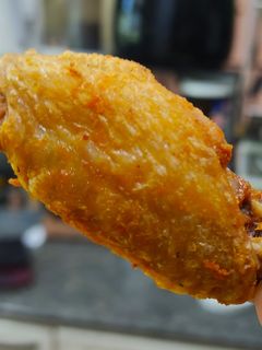รูปของ ปีกไก่ทอดน้ำปลา