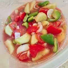 A picture of Easy Cucumber Salad.