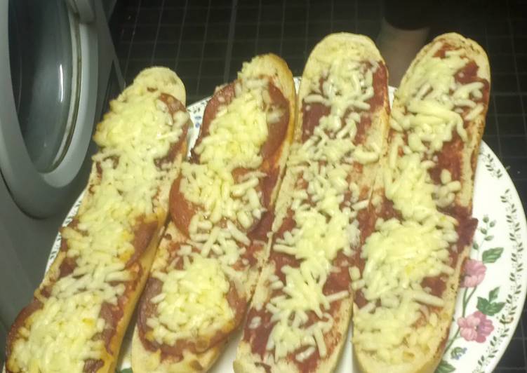 How to Prepare Speedy Pizza baguettes