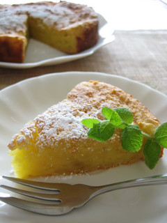 A picture of Maple Cake with Potato.