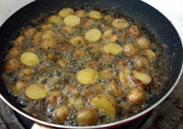 Easiest Way to Fall Perfect Rosemary Potatoes