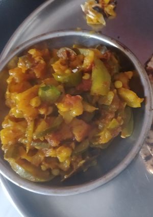 A picture of Parwal ki sabji.