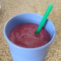 A picture of Berry Smoothie.