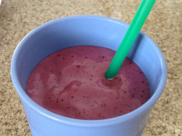 Easy Steps Prepare|Recipe} Berry Smoothie the Delicious, Make You Drink