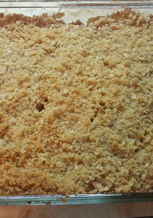 A picture of Apple Oatmeal Crisp.