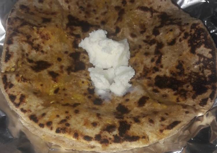 Steps to Prepare Favorite Paneer paratha