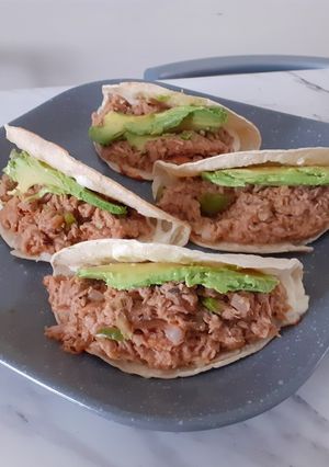 Una foto de Quesadillas de atún estilo marlin (opción sana)