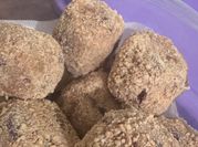 A picture of graham balls