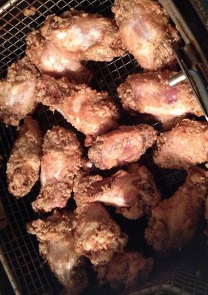 A picture of Nell's Famous Fried Chicken.