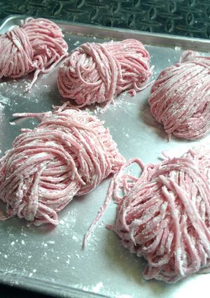 Foto resep Mie Telur Buah Naga, enak, kenyal dan sehat