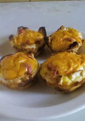 A picture of Breakfast All-in-one Tarts.