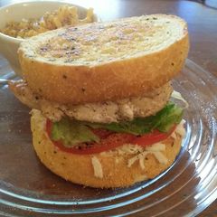 A picture of Garlic toast chicken sandwich.