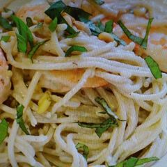 A picture of Shrimp and Pine Nut Spaghetti.