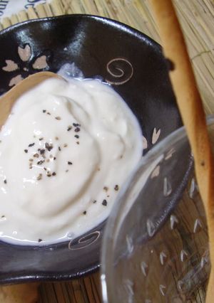A picture of Cream Cheese.
