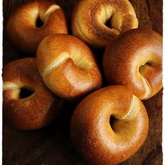 A picture of Simple Bagels.
